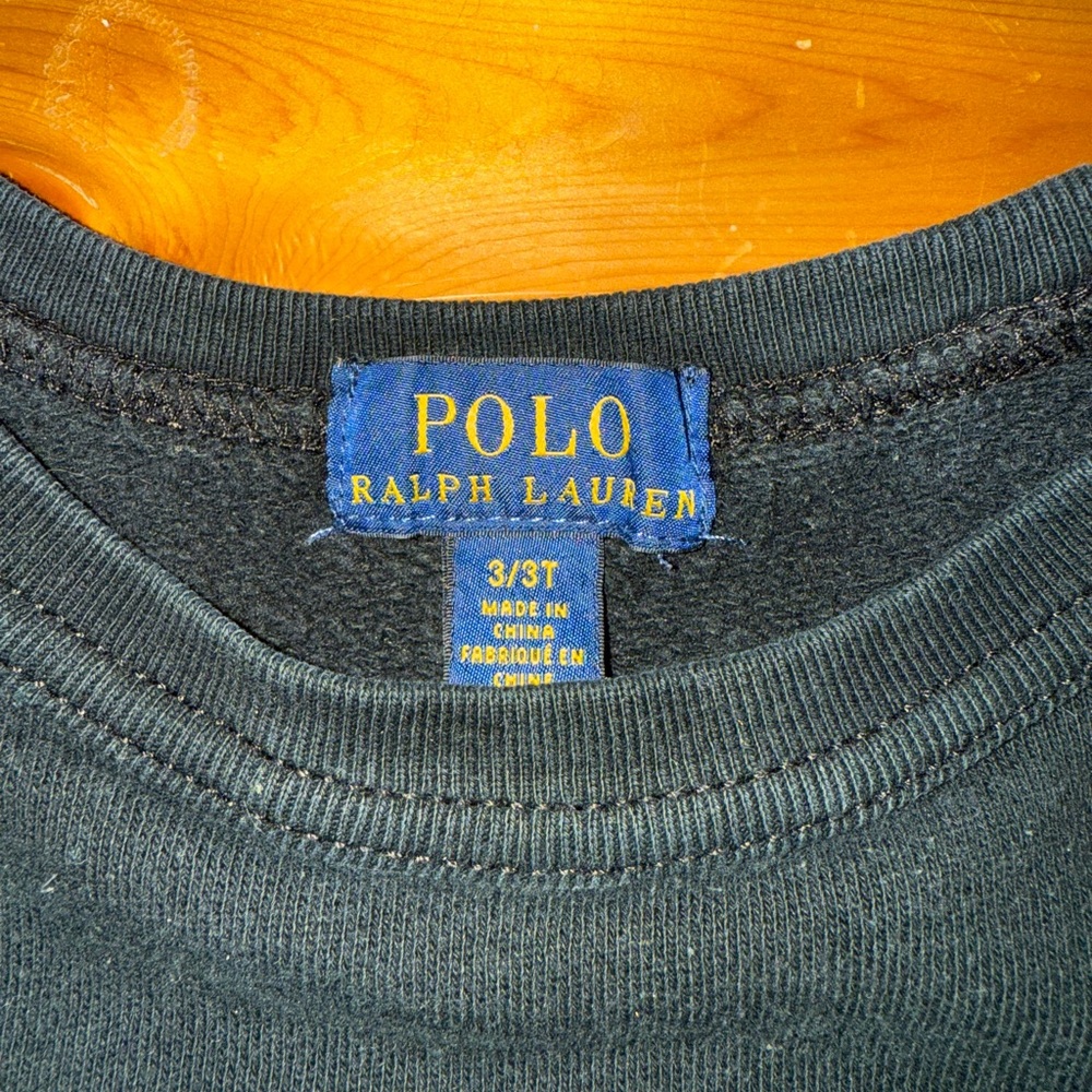 Polo by Ralph Lauren Toddler Bear Graphic Crewneck Sweatshirt in Black - Picture 2 of 3